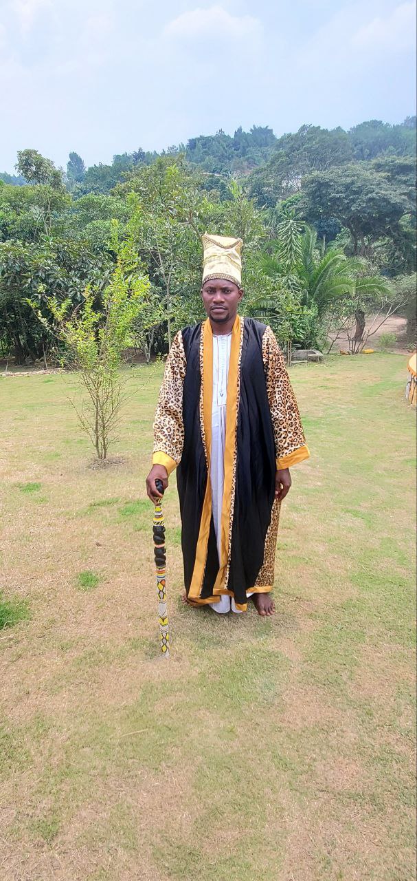 Ssababonesebwa Lubanga Kabona Kazibwe