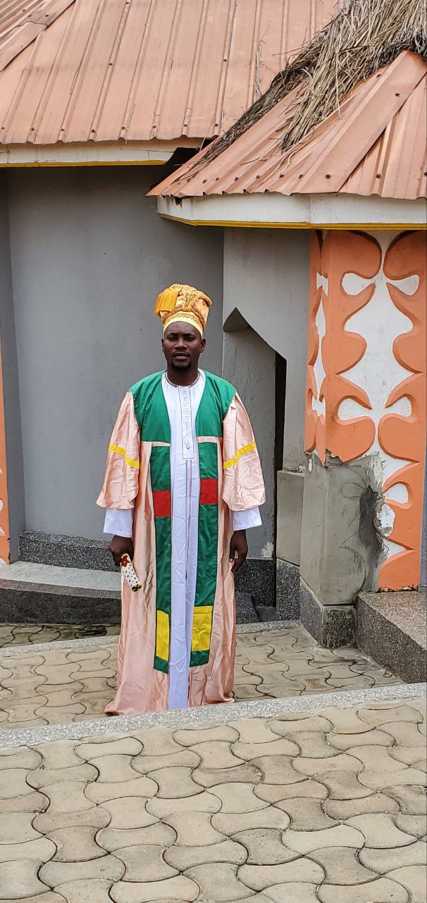 Ssababonesebwa Lubanga Kabona Kazibwe